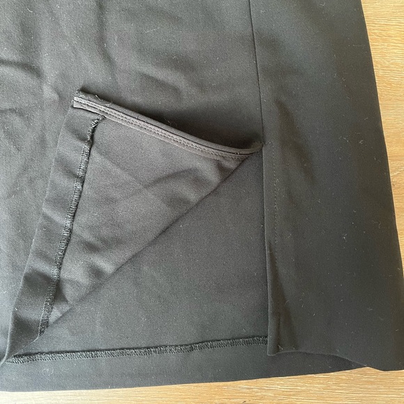 Sunday Best mini skirt size 4 - Picture 4 of 4